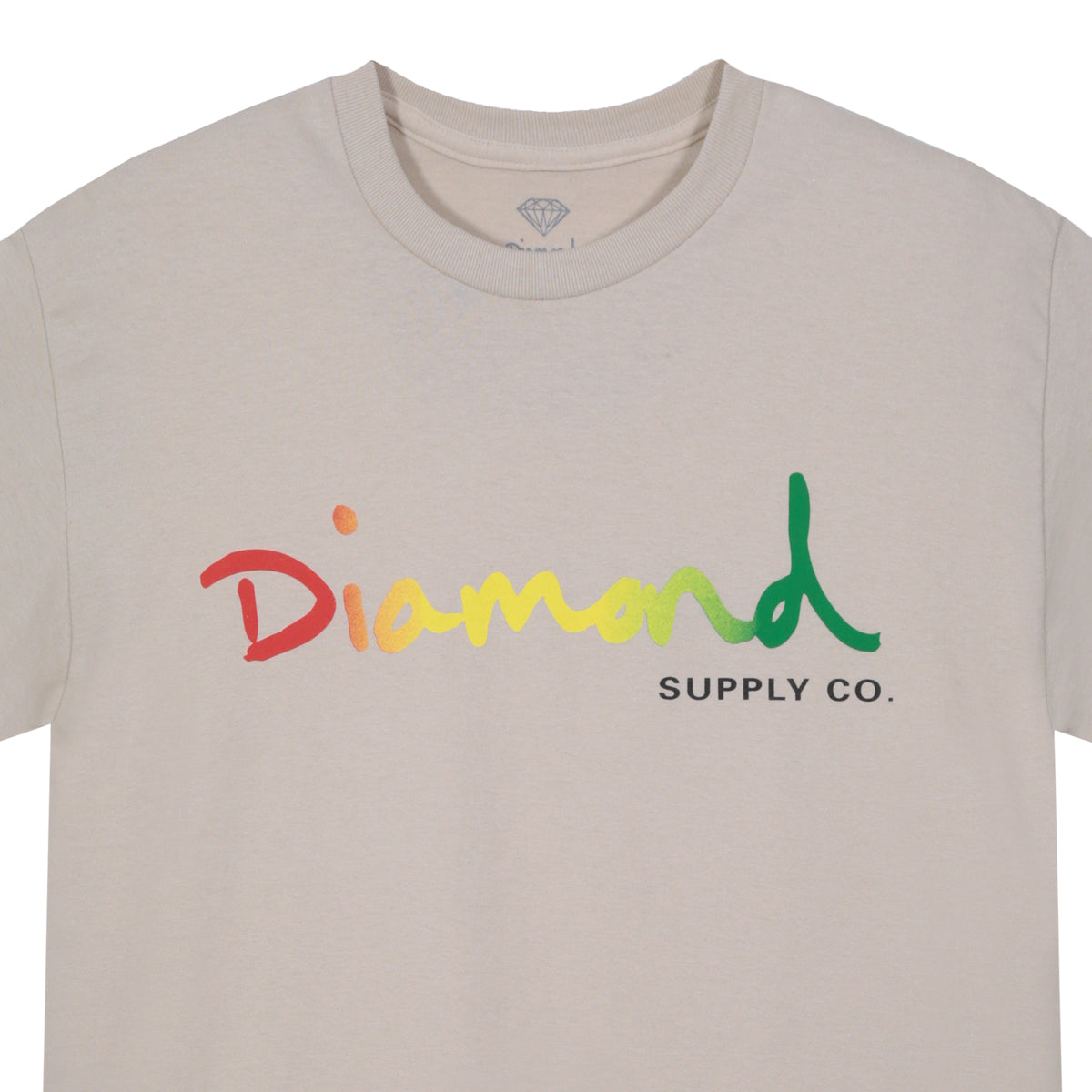 POLERA DIAMOND OG SCRIPT FADE SAND