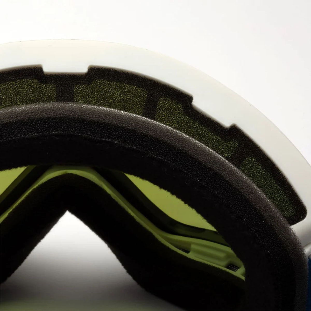 ANTIPARRAS ELECTRIC KLEVELAND MATTE WHITE NURON BLU/CHR