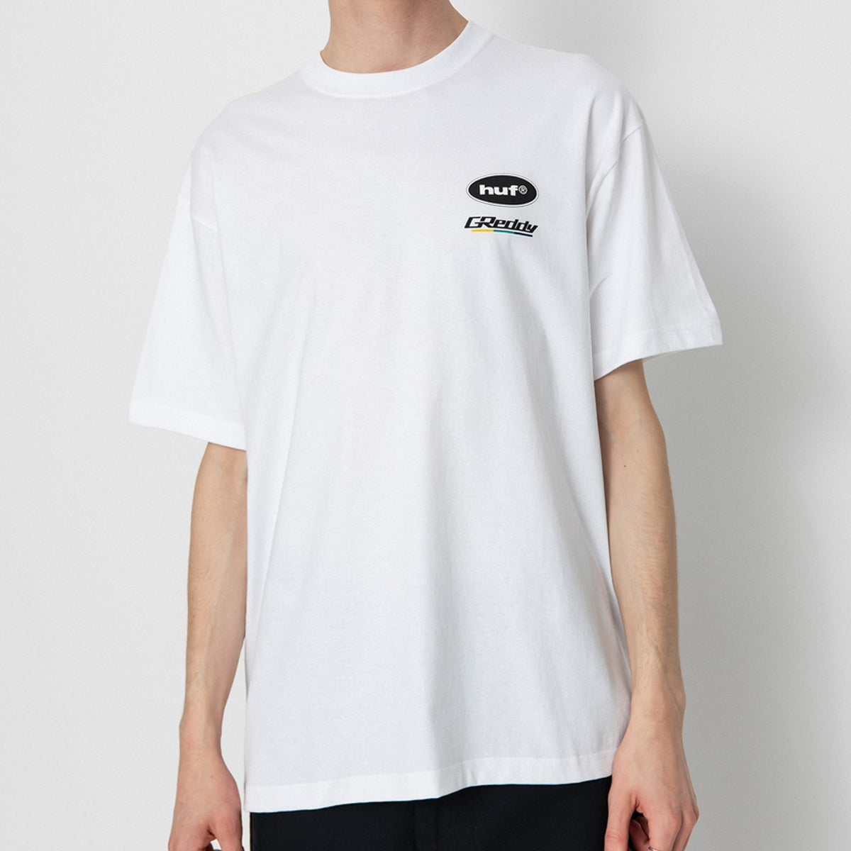 POLERA HUF X GREDDY SHOWCASE S/S WHITE