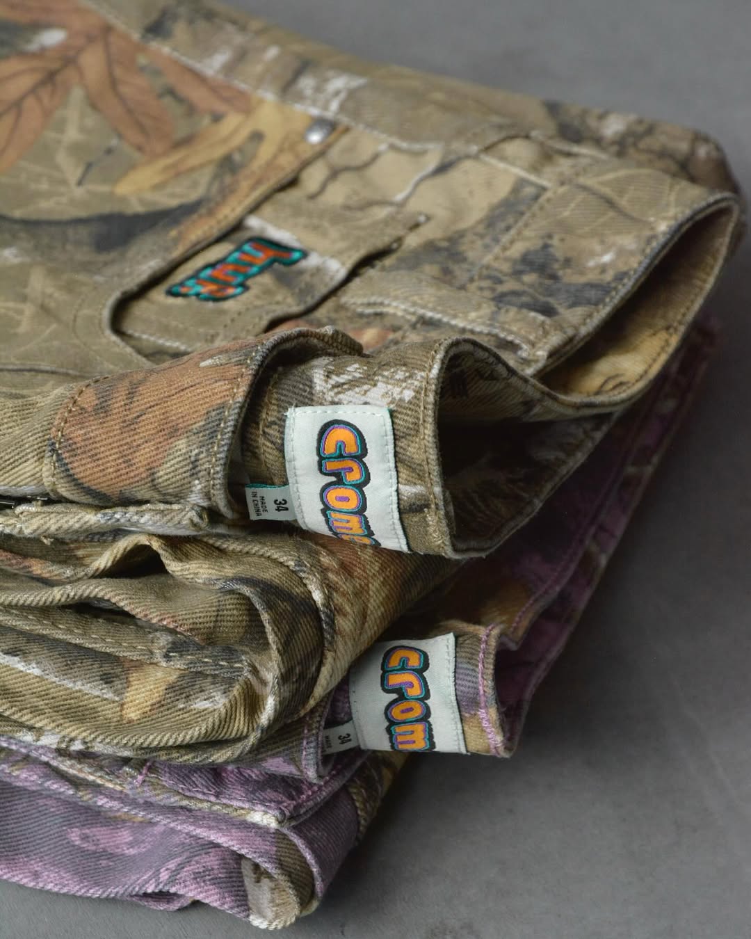 PANTALON HUF X REALTREE CROMER PANT LILAC