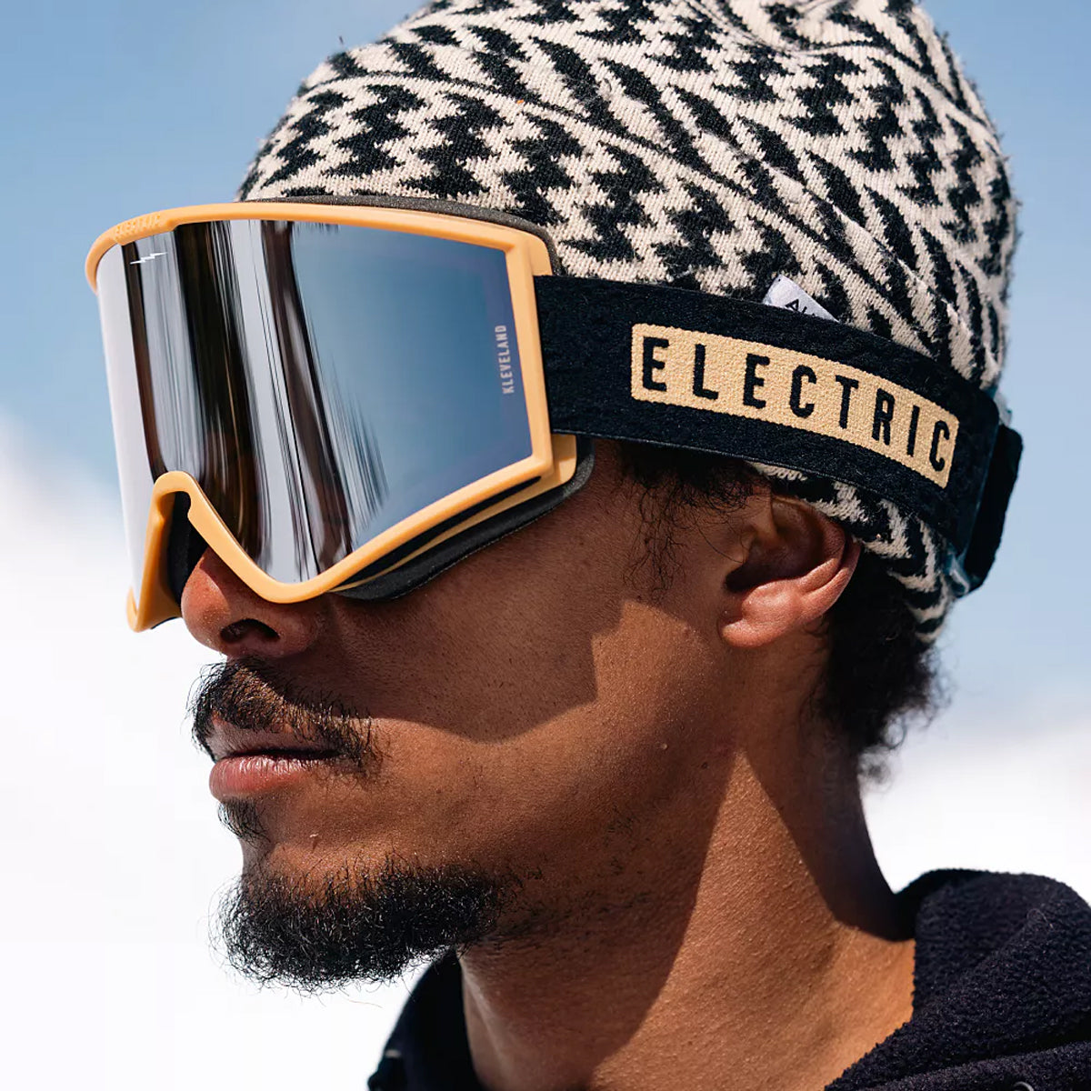 ANTIPARRAS_ELECTRIC_EK1_CANNA_SPECKLE_GOLD_CHR1.jpg