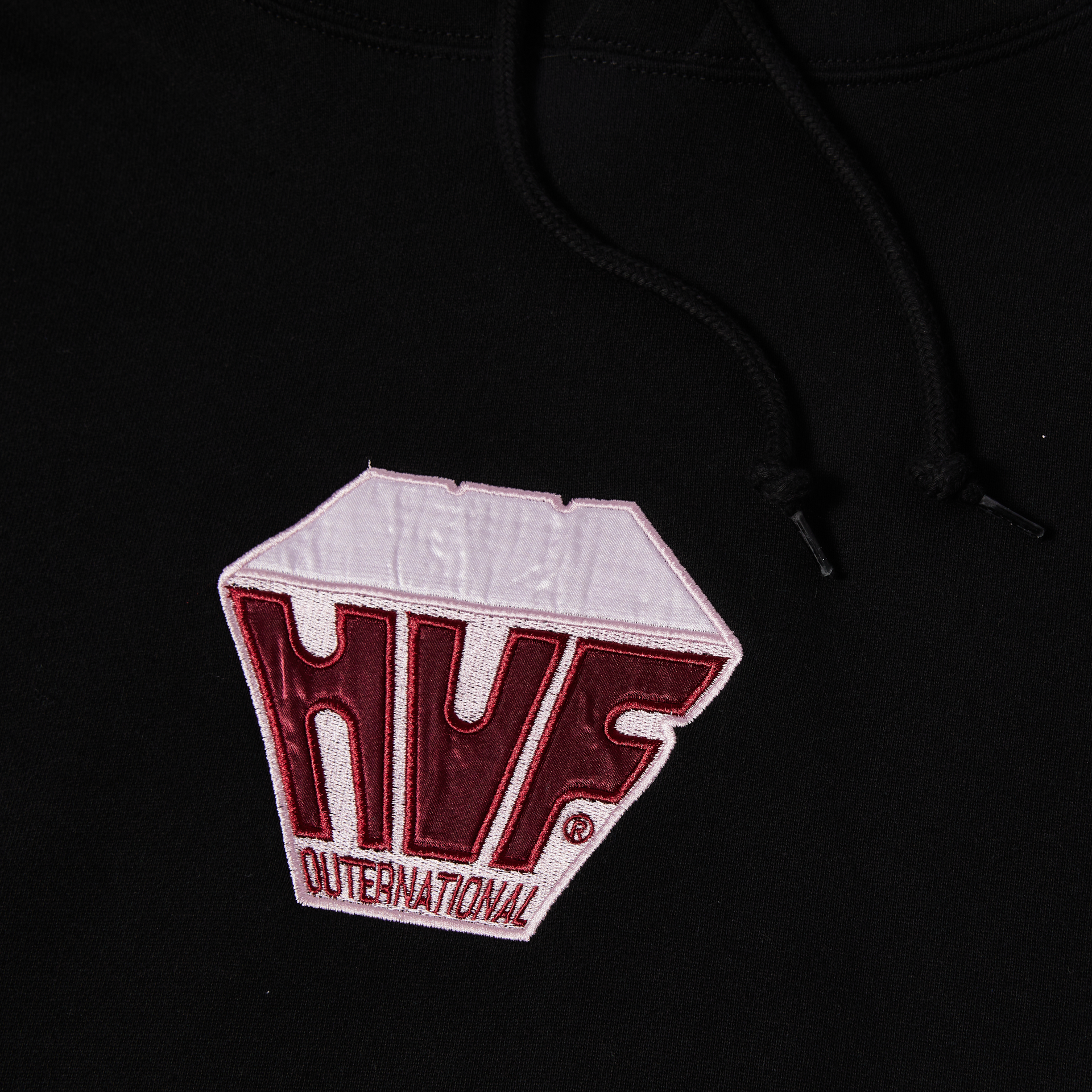 BIG-BLOCK-P-O-HOODIE_BLACK_PF00725_BLACK_02.png
