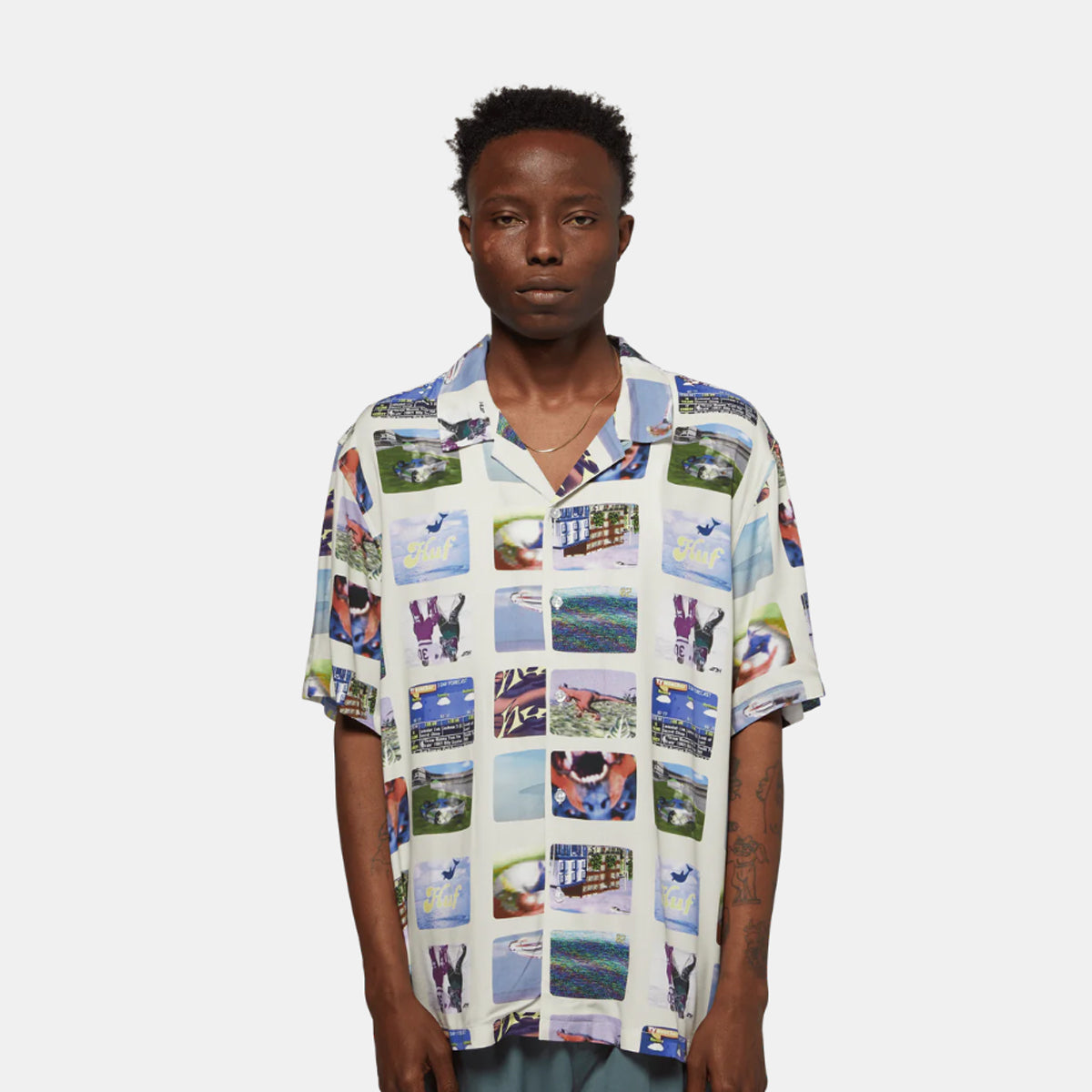 CAMISA HUF 500 CHANNELS S/S RESORT MULTI