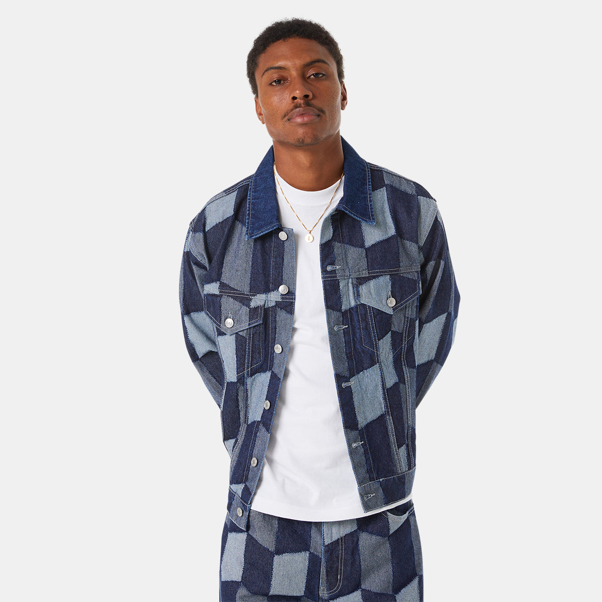 CHAQUETAHUFPATCHWORKDENIM2.jpg
