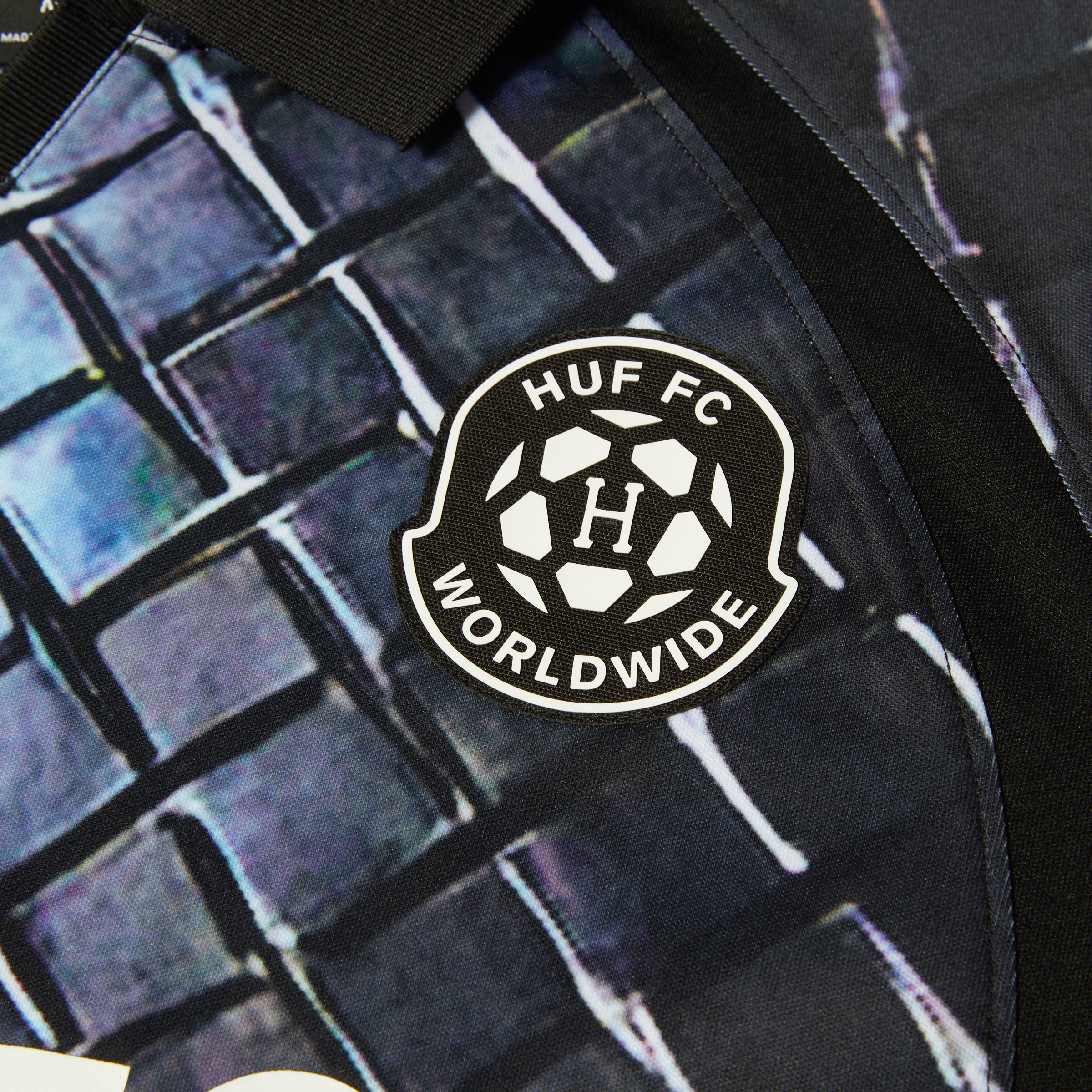 DIAMOND-PLATE-JERSEY_BLACK_KN00621_BLACK_05.png