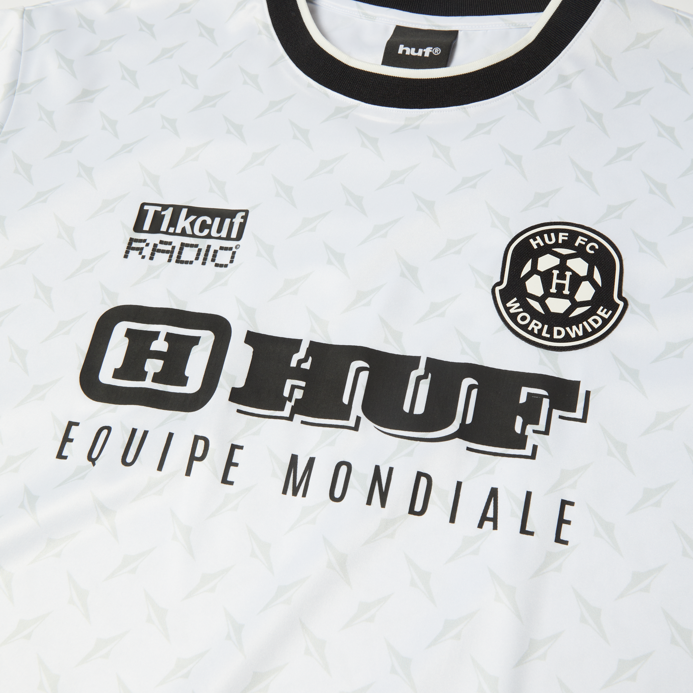 Camiseta HUF Equipe Mondiale Jersey White