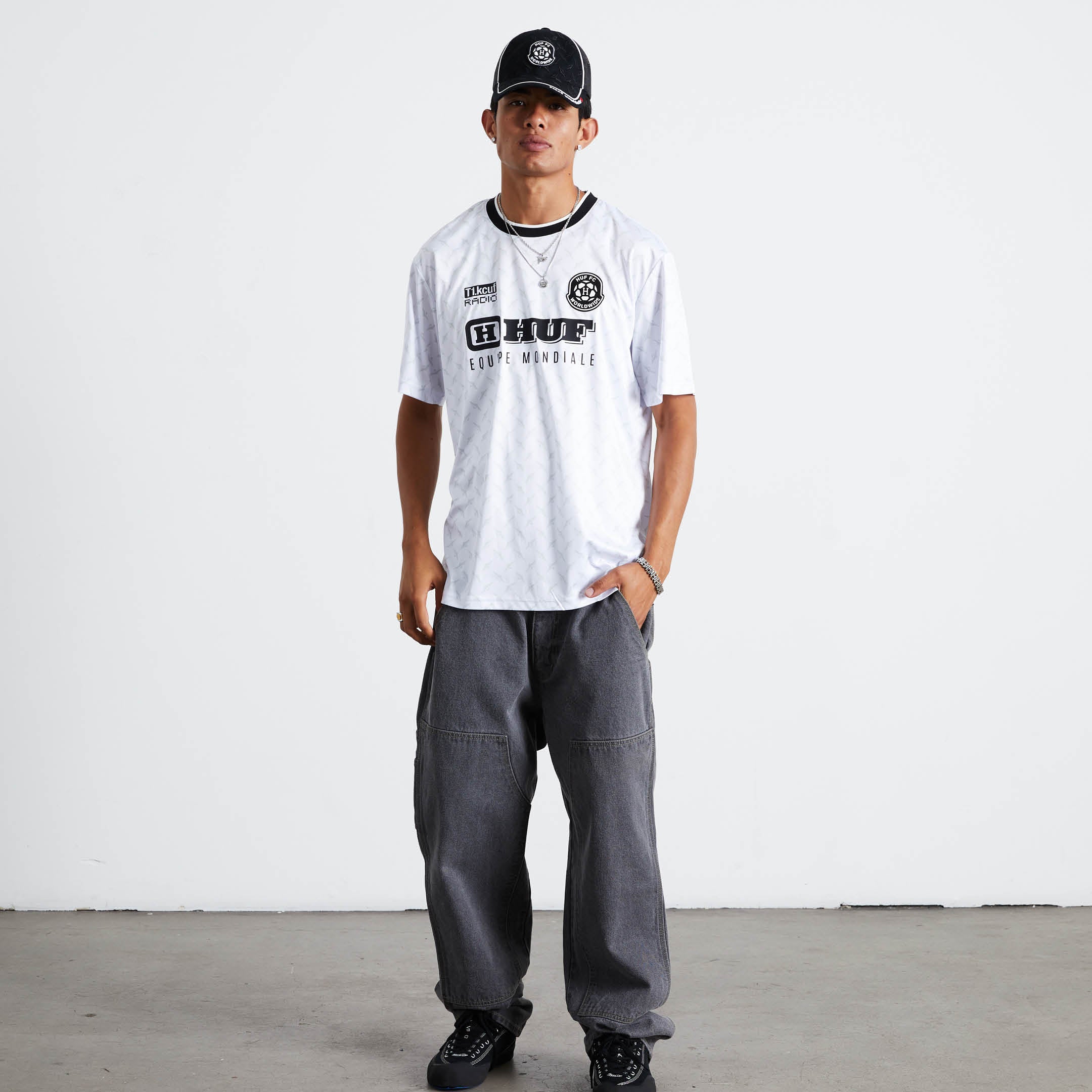 Camiseta HUF Equipe Mondiale Jersey White