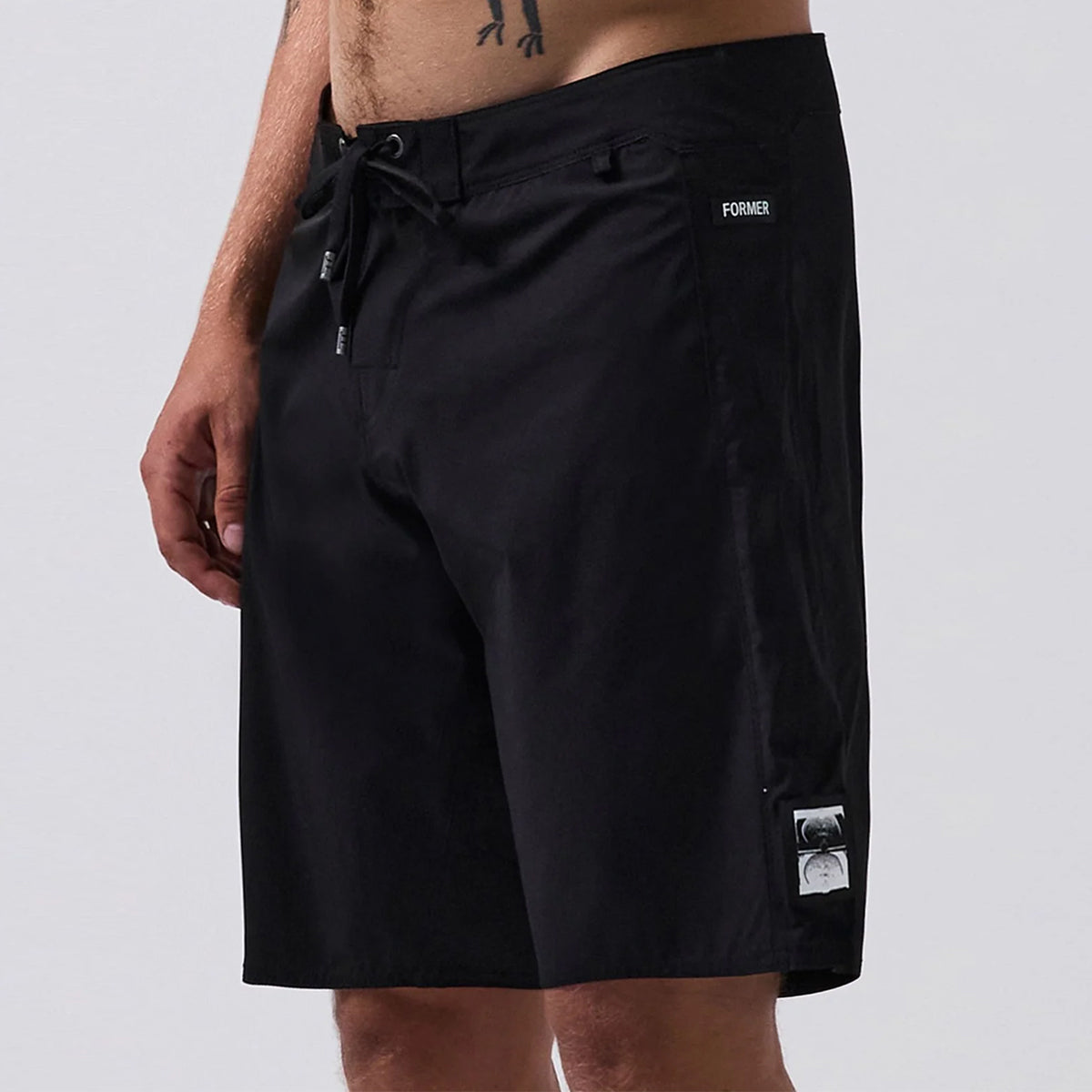 FORMERCONTROLLER19_TRUNKBLK4.jpg