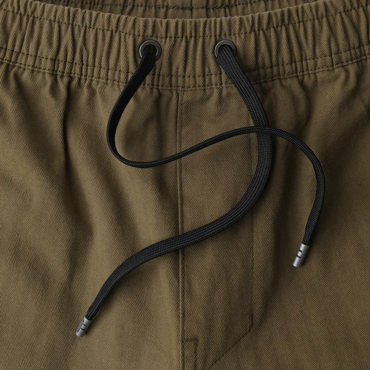 BERMUDA FORMER PRAYER HERRINGBONE 18' WALKSHORT BRW