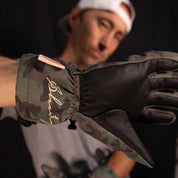 Guantes de Snowboard Shorty's X Salmon Arms Glove Camo