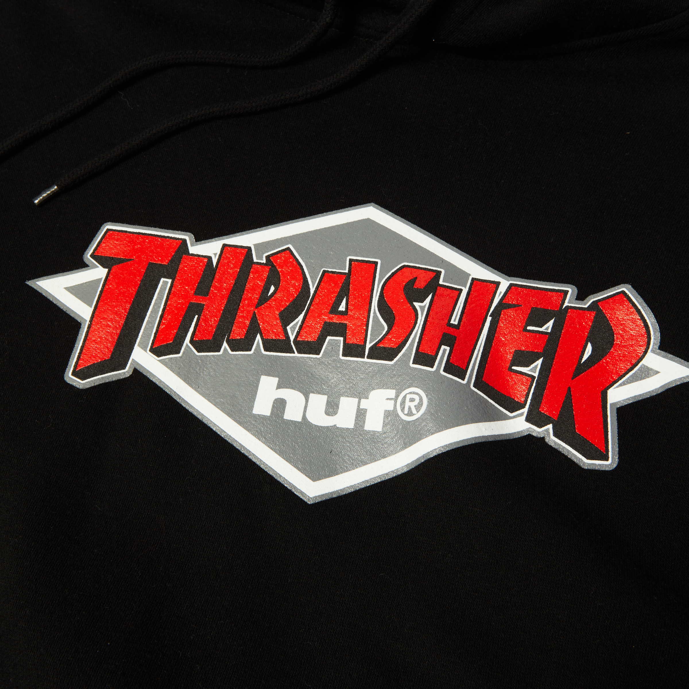 HUF-X-THRASHER-LOGO-PO-HOODIE_BLACK_PF00826_BLACK_03.png