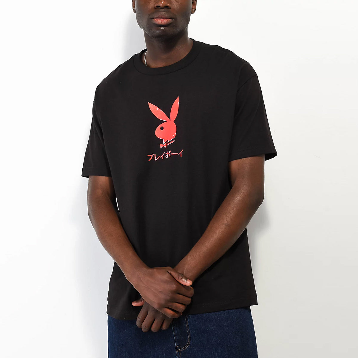 POLERA COLOR BARS X PLAYBOY ACE OF HEARTS DISTRESSED TEE BLK