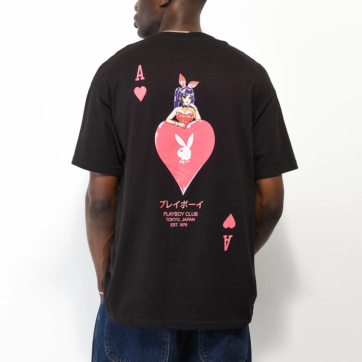 POLERA COLOR BARS X PLAYBOY ACE OF HEARTS DISTRESSED TEE BLK