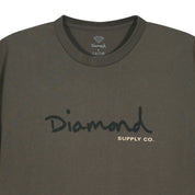 Polera DIAMOND OG Script Military