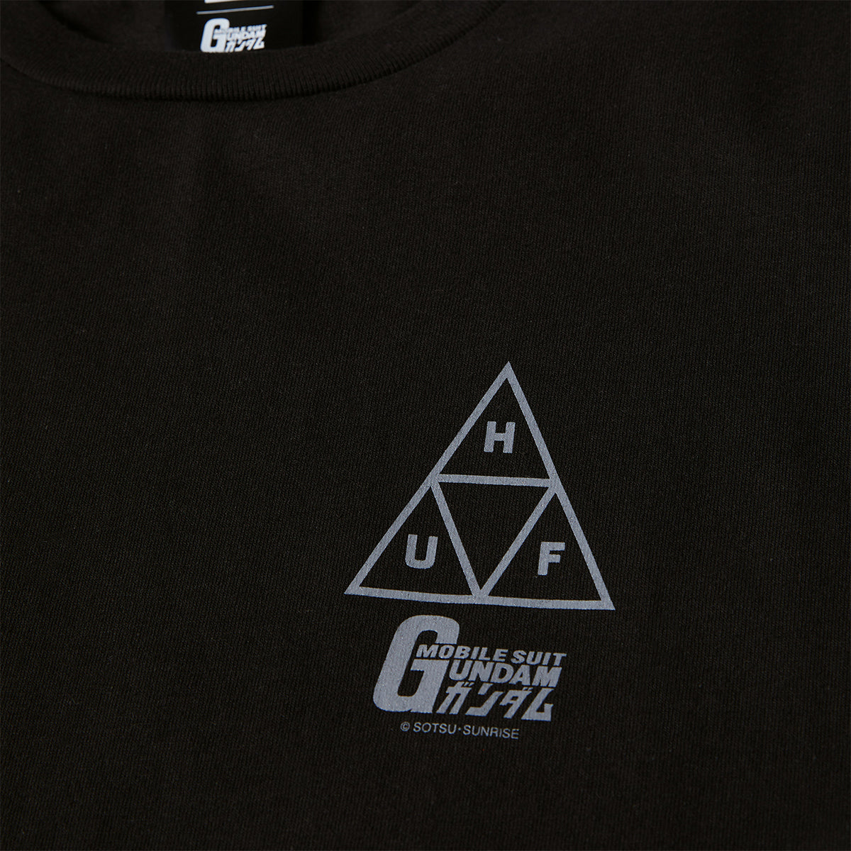 POLERA HUF X GUNDAM TRIPLE TRIANGLE S/S BLK