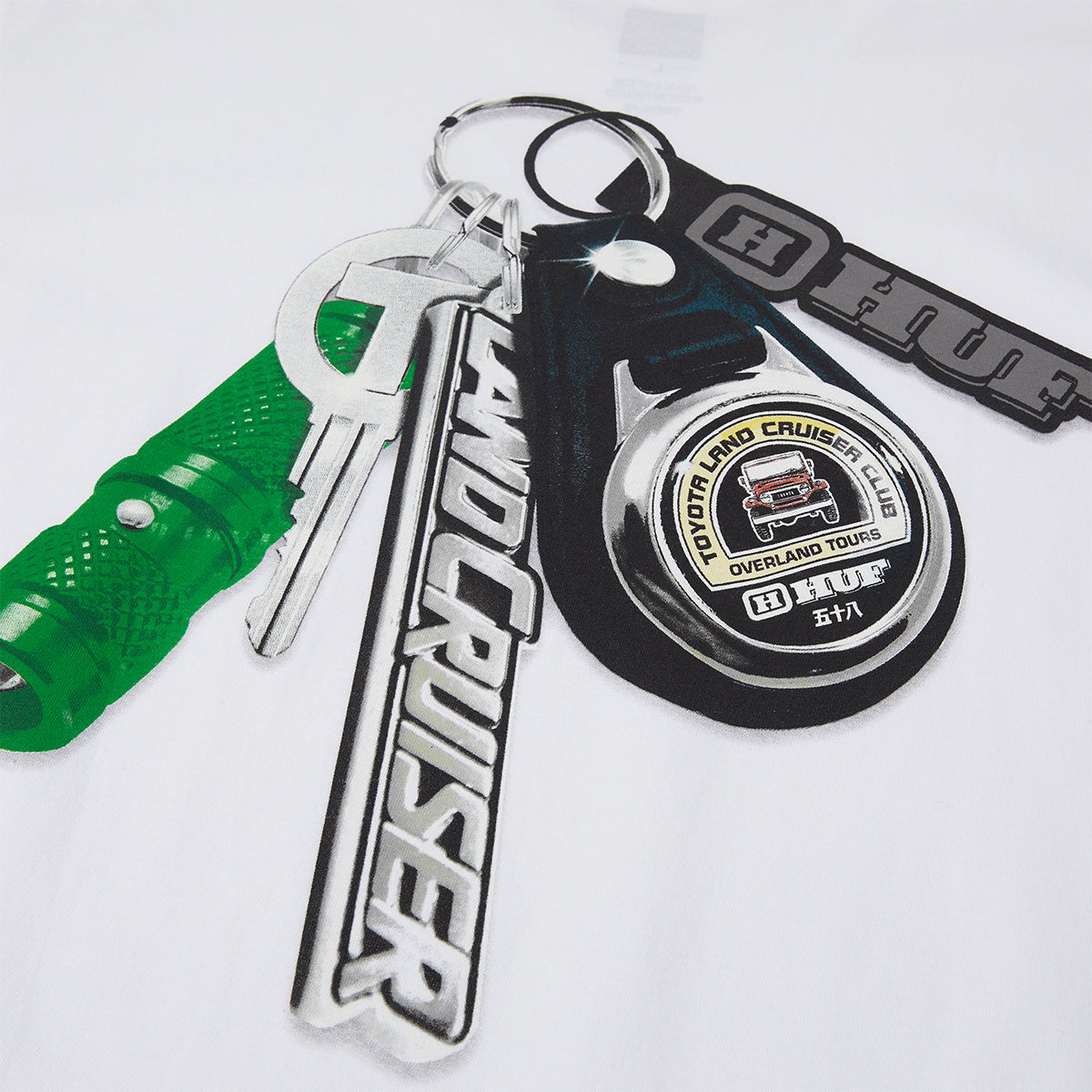 POLERAHUFXTOYOTASHINEKEYCHAINSSWHITE3.jpg