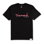 POLERA DIAMOND OG SCRIPT BLACK/PINK