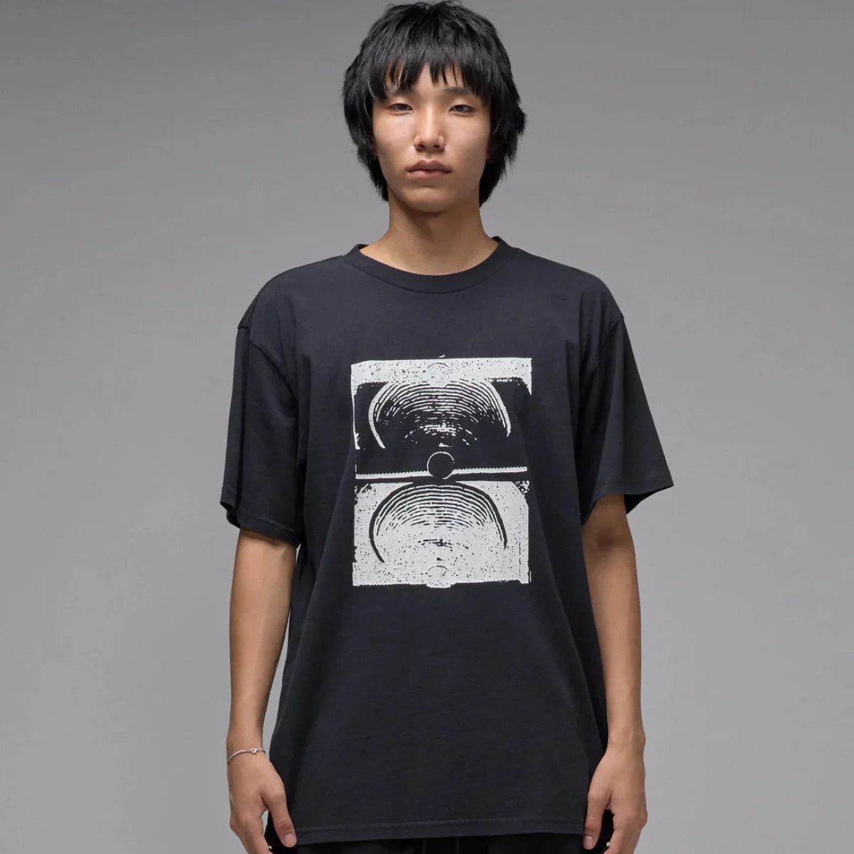 Polera FORMER Crux Fragment Washed Black