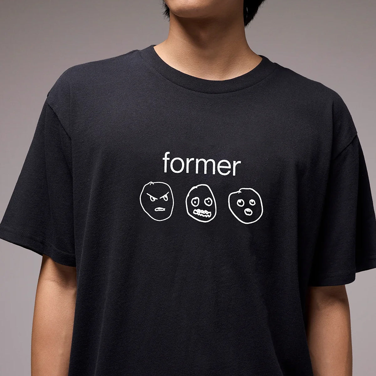 PoleraFORMEROscillatingBlack2.jpg