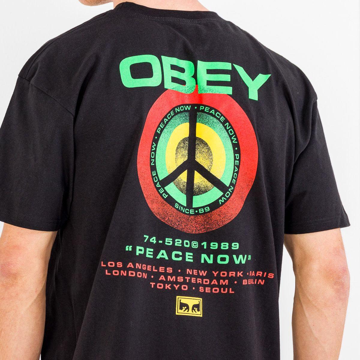 Polera OBEY Peace Target Black