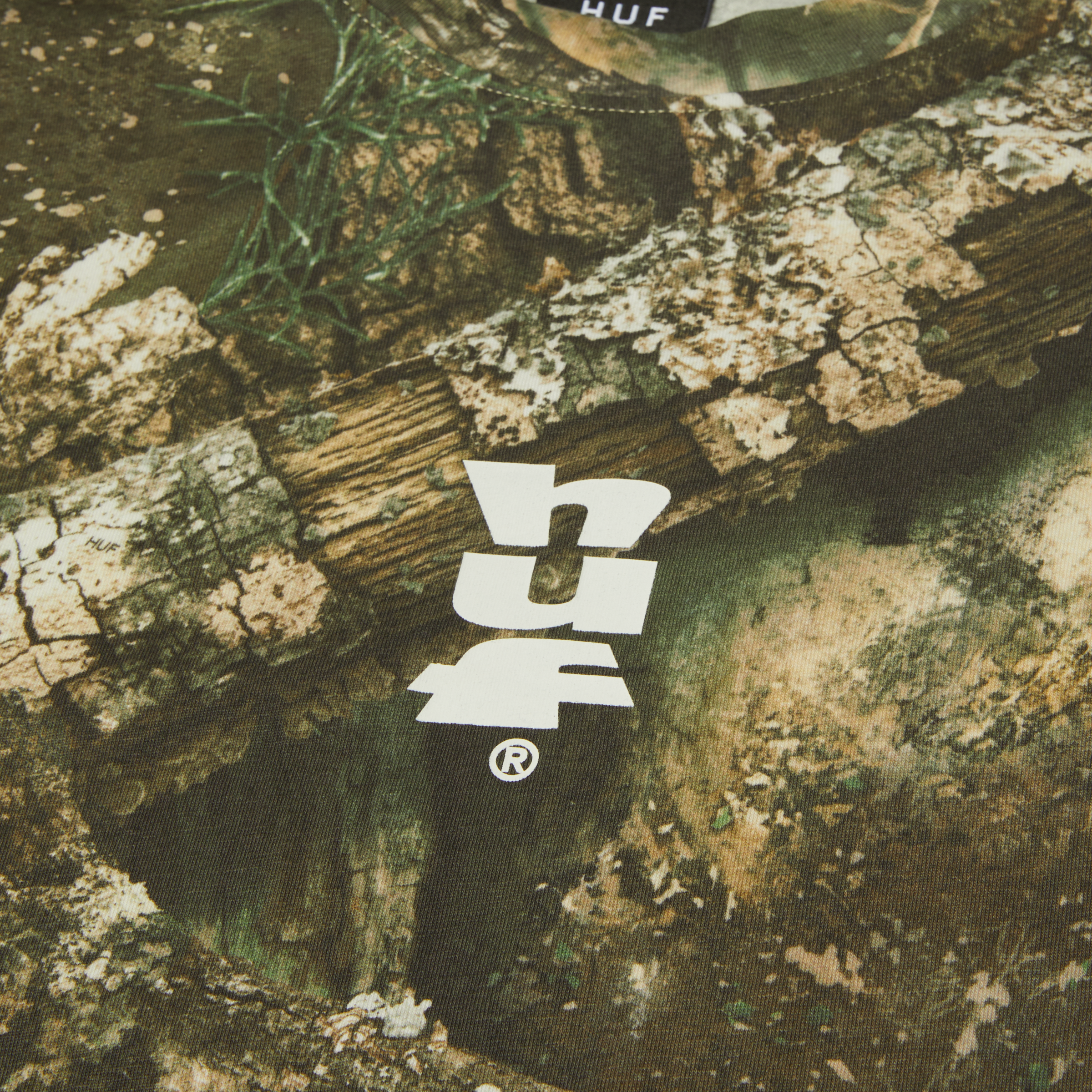 Polera HUF X REALTREE Megablast S/S Tee