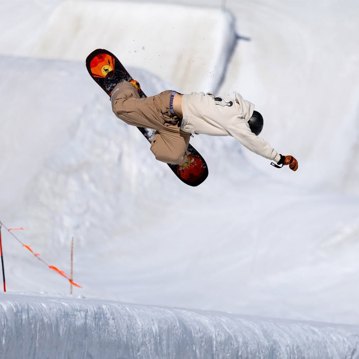TABLADESNOWBOARDCARDIFFTRICKSHAWENDURO3.jpg