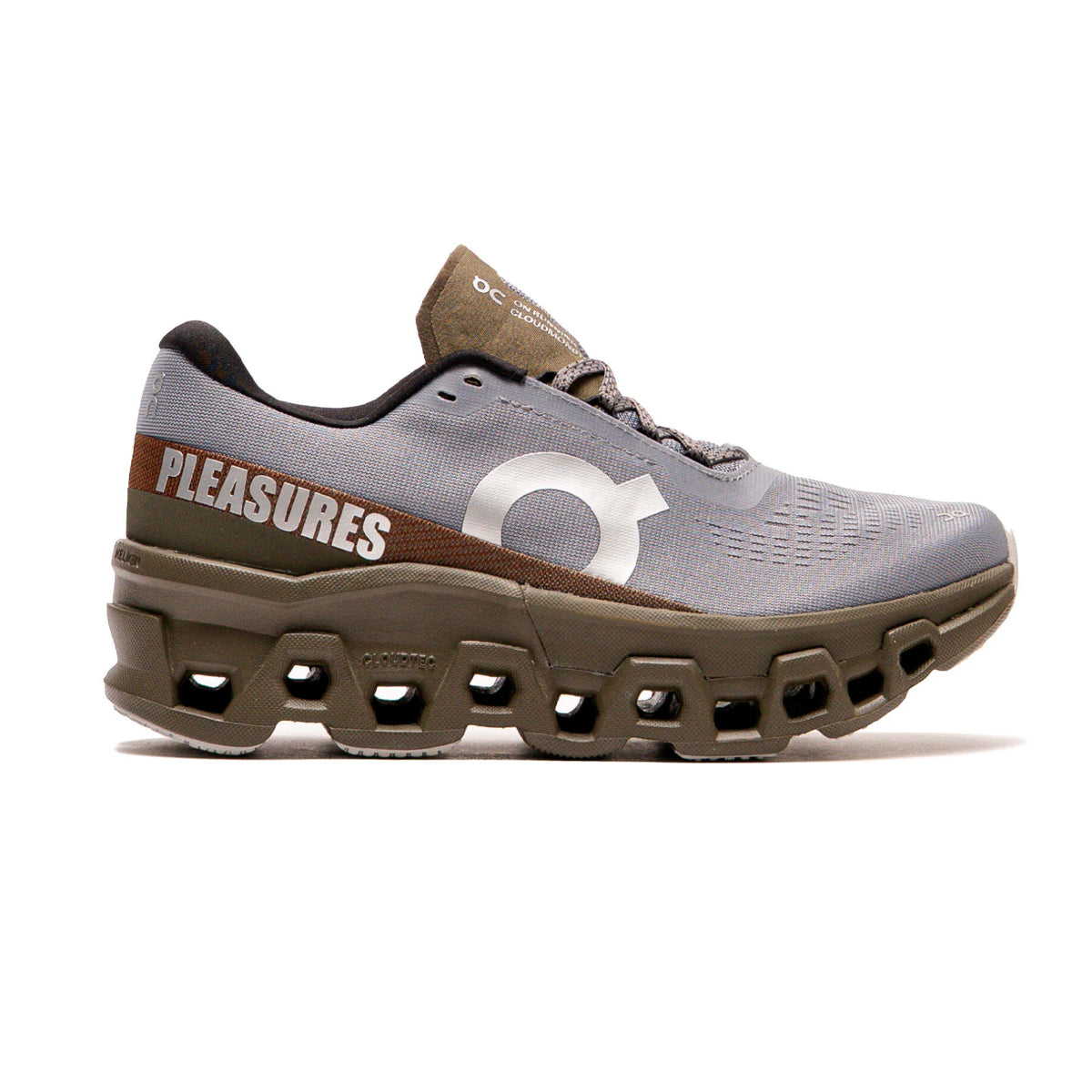 ZAPATILLAS.PLEASURESXONXTHELOOP.a.jpg